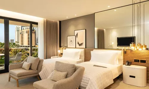 هتل ل رویال مریدین بیچ ریزورت اند اسپا دبی